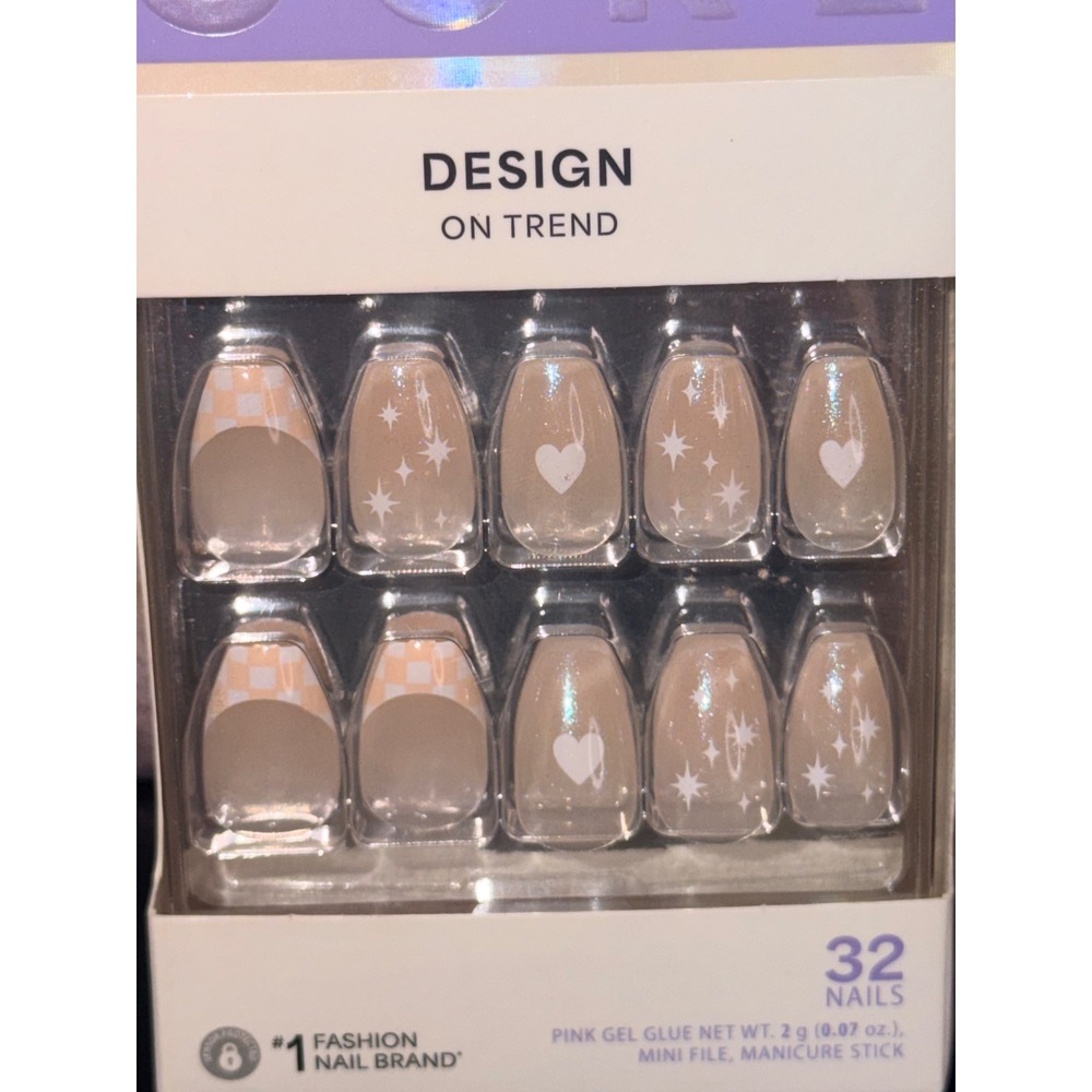 KISS Core Design On Trend Press-On Nails Cheers CD01 Short Coffin 32ct New
